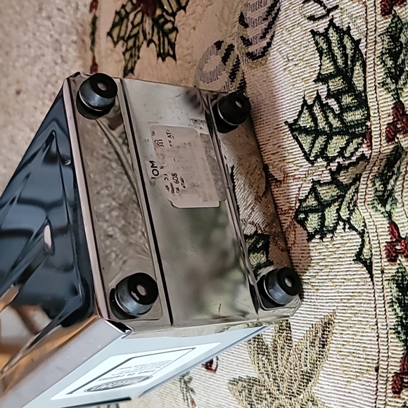 Gently loved Restaurant style napkin dispenser by table craft Rubber legs MINT - Picture 5 of 7